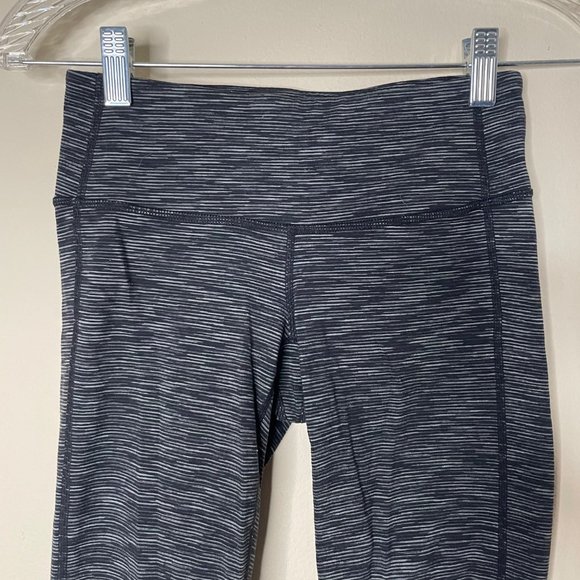 Athleta Energy Chaturanga Black Space Dye Cropped Legging Pant XS - Picture 2 of 12